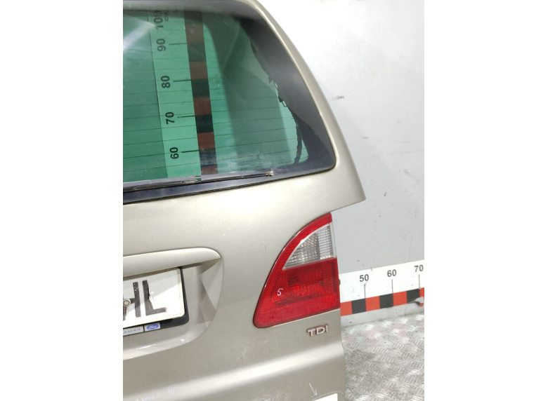 Фонарь крышки багажника правый к Ford Galaxy, 2003г.