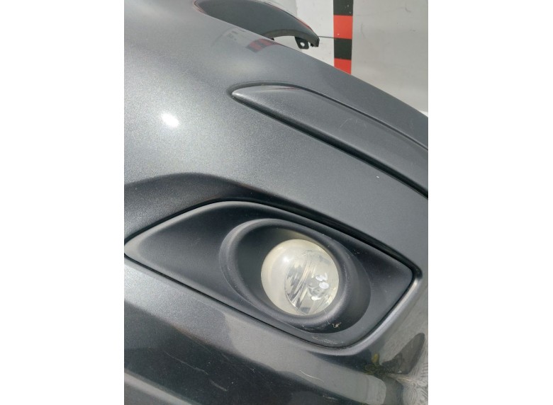 Фара противотуманная левая к Toyota Avensis