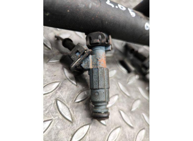 Форсунка к Peugeot 307, 2004г.