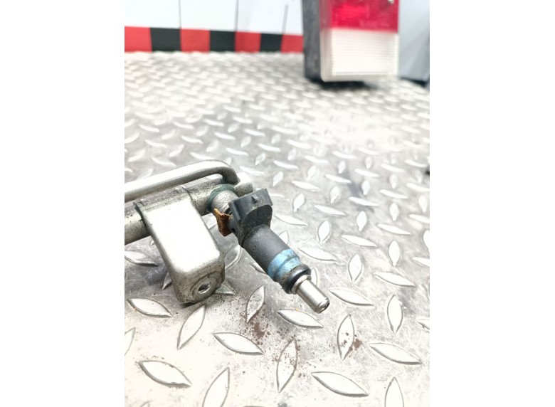 Форсунка к Audi A4