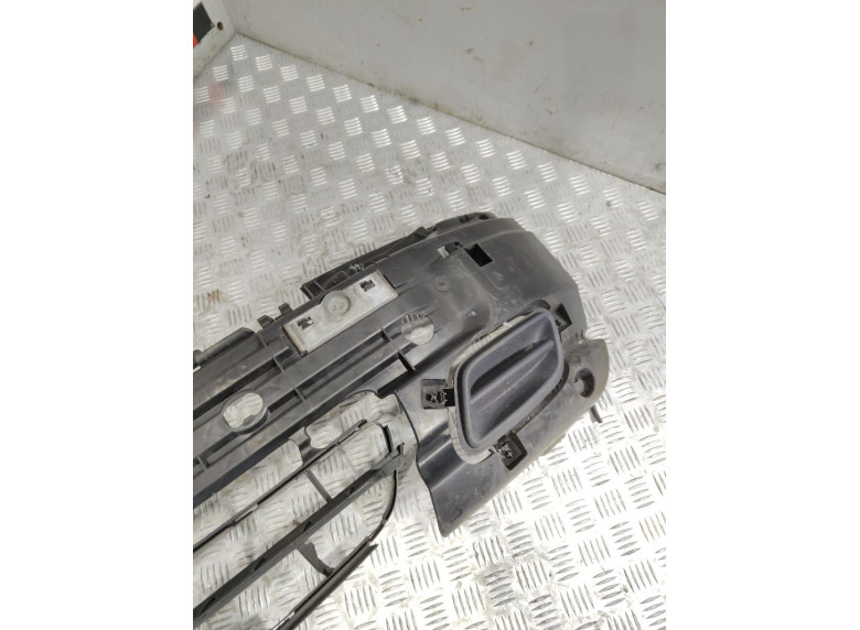 Усилитель бампера переднего к Volvo V70, 2004г.