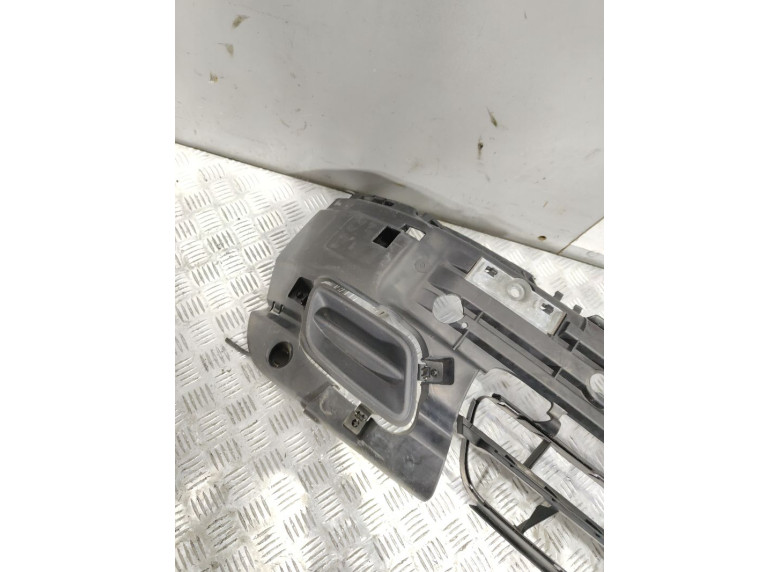 Усилитель бампера переднего к Volvo V70, 2004г.