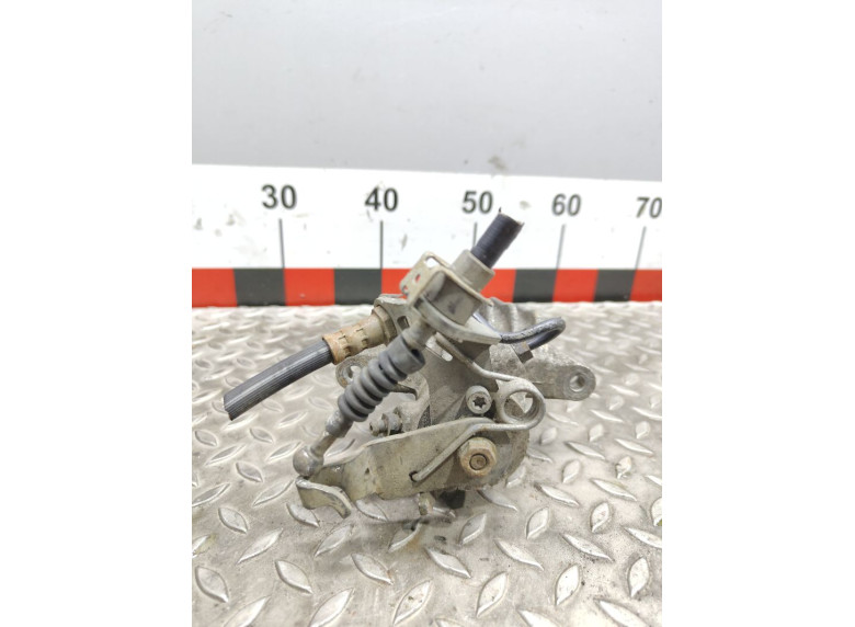 Суппорт задний левый к Volkswagen Golf, 2005г.