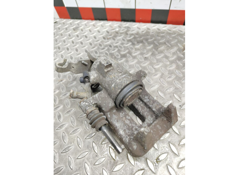 Суппорт задний левый к Volkswagen Golf, 2006г.