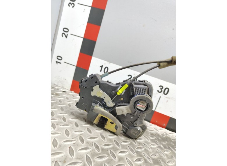 Замок двери передней правой к Замок двери передней правой к Toyota Corolla undefined г. Corolla