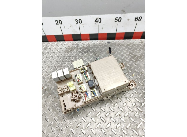 Блок предохранителей к Блок предохранителей к Toyota Corolla undefined г. Corolla