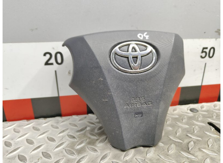 Подушка безопасности водителя к Toyota iQ, 2008г.