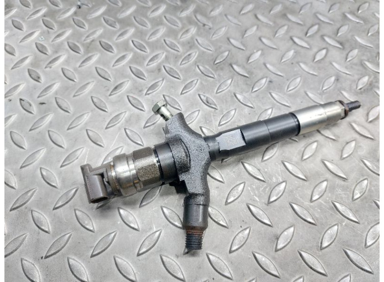 Форсунка к Opel Signum, 2005г.