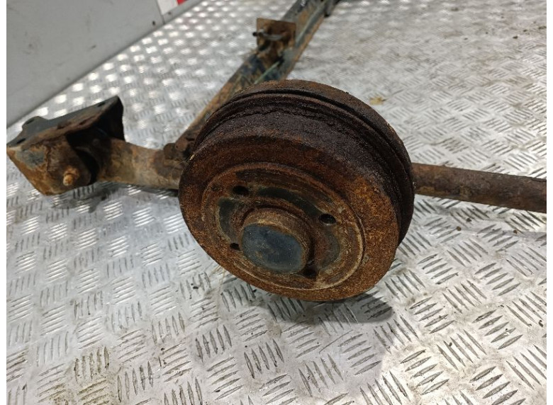 Ступица задняя левая к Renault Logan, 2007г.