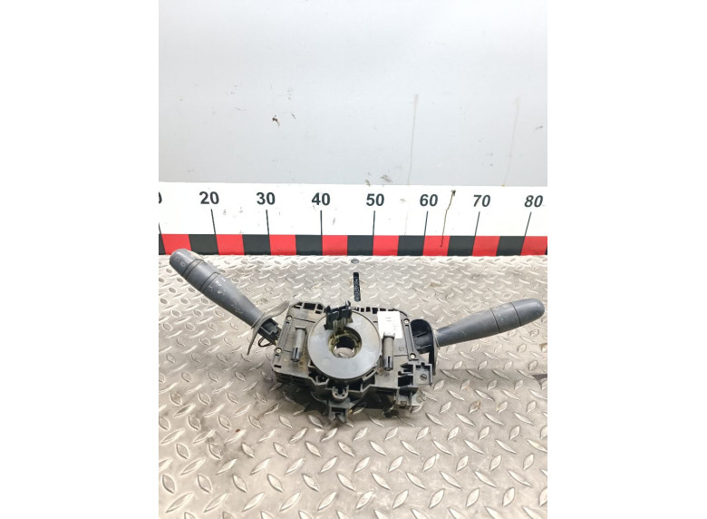 Переключатель подрулевой (стрекоза) к Renault Logan, 2007г.