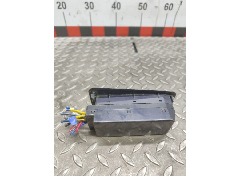 Блок управления стеклоподъемниками к Блок управления стеклоподъемниками к Kia Sephia undefined г. Sephia