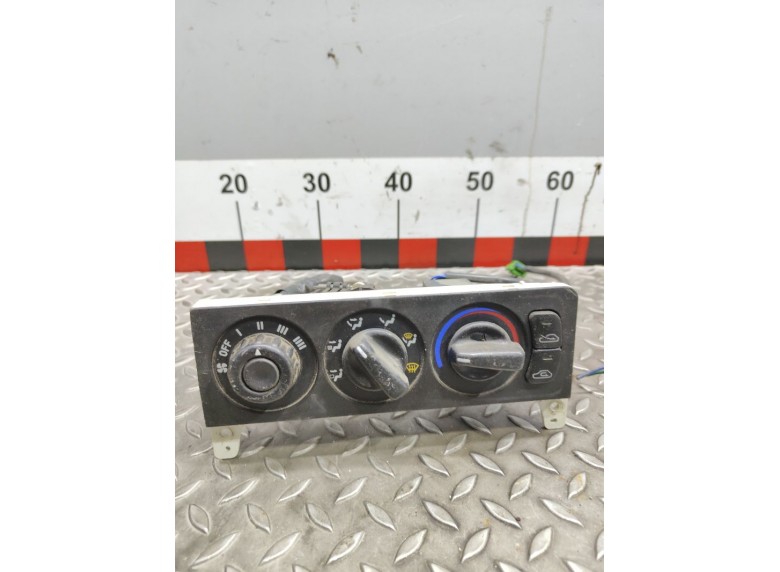 Блок управления печки/климат-контроля к Kia Sephia