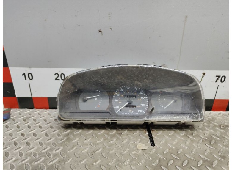 Щиток приборов (приборная панель) к Kia Sephia