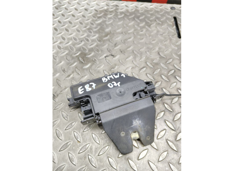 Замок багажника к BMW 1 E87/E81/E82/E88, 2007г.