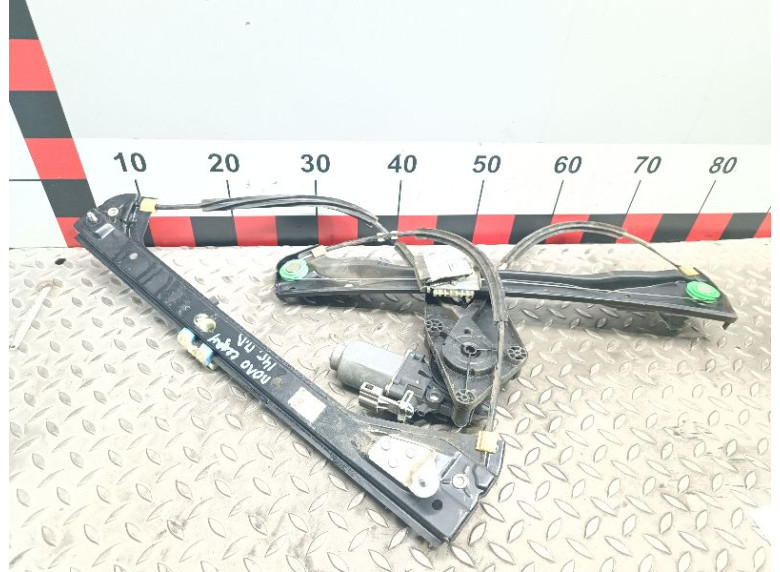 Стеклоподъемник электрический передний левый к Volkswagen Polo, 2014г.