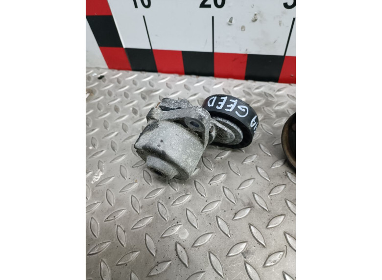 Натяжитель ремня генератора к Натяжитель ремня генератора к Kia Ceed undefined г. Ceed