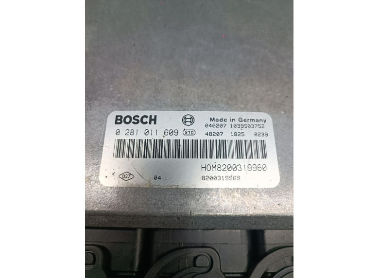 Блок управления двигателем к Блок управления двигателем к Volvo V40 undefined г. V40