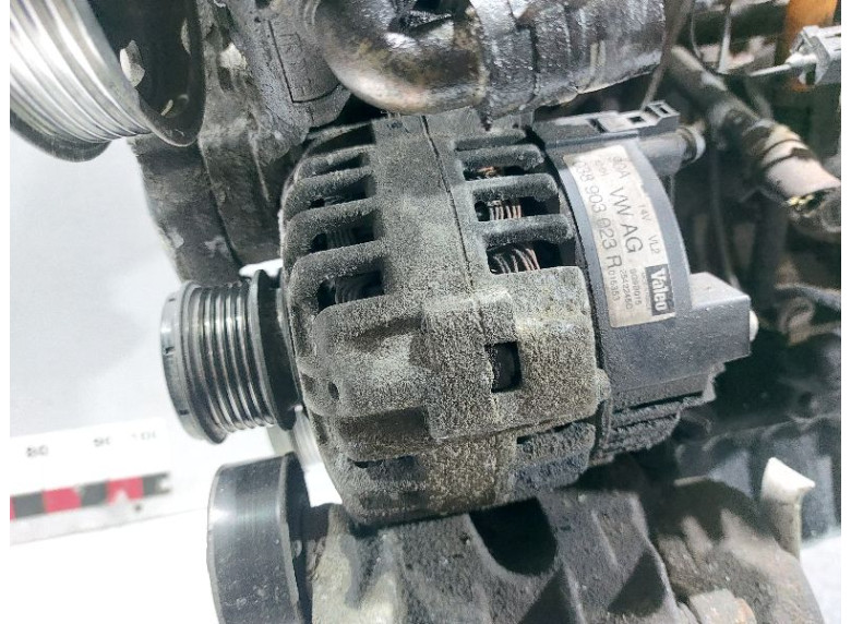 Генератор к Volkswagen Golf, 2000г.