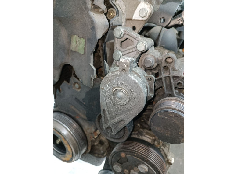 Натяжитель ремня генератора к Volkswagen Golf, 2003г.