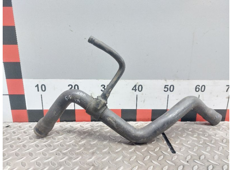 Патрубок радиатора к Volkswagen Passat, 1998г.