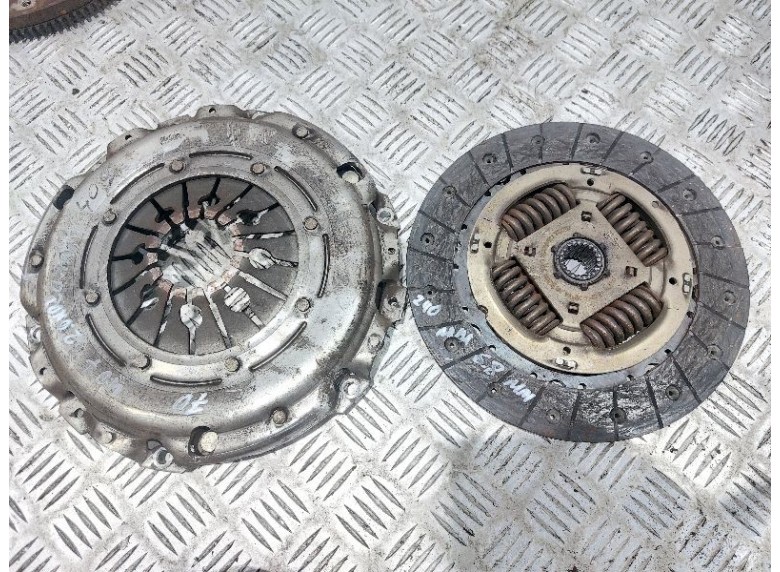 Комплект сцепления к Peugeot 407