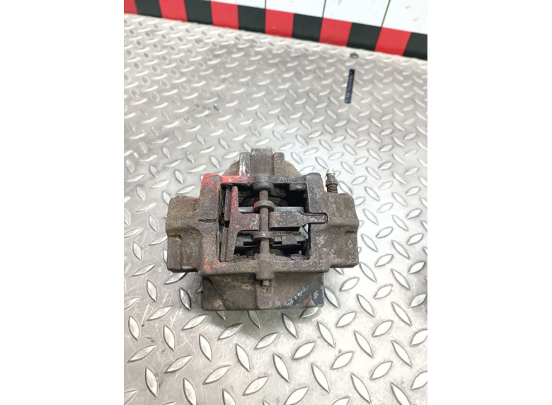 Суппорт задний правый к Mercedes CLK W208, 2001г.