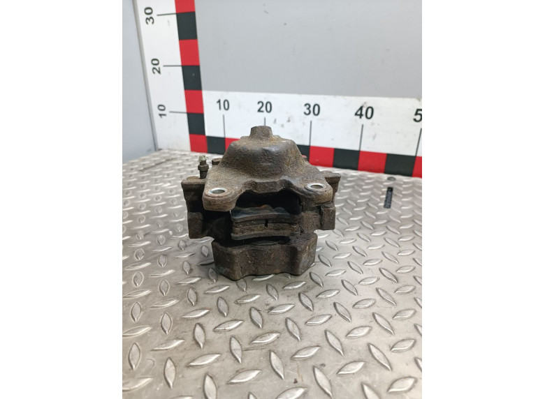 Суппорт задний правый к Mercedes CLK W208, 2001г.