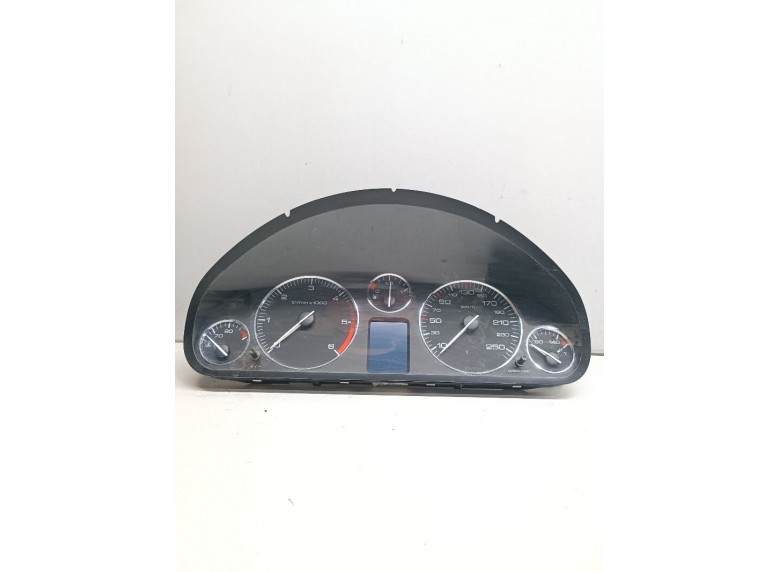 Щиток приборов (приборная панель) к Peugeot 407