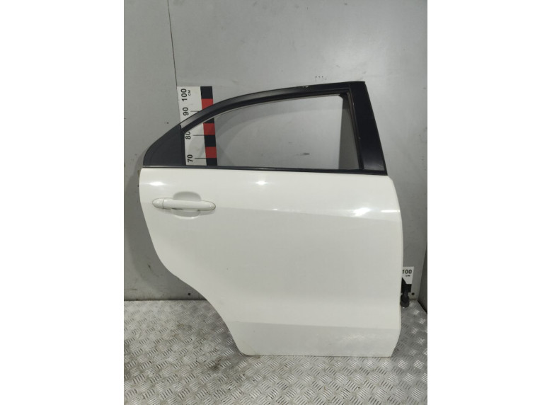 Дверь задняя правая к Kia Rio, 2015г.