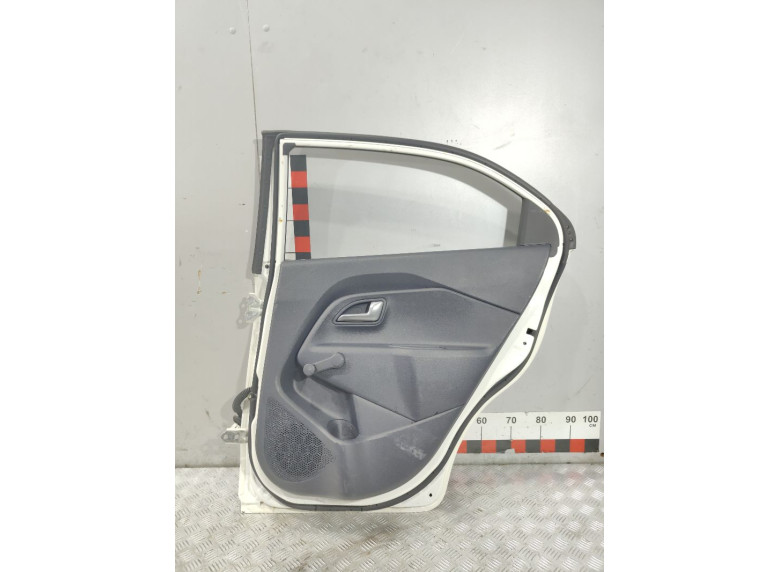 Дверь задняя правая к Kia Rio, 2015г.