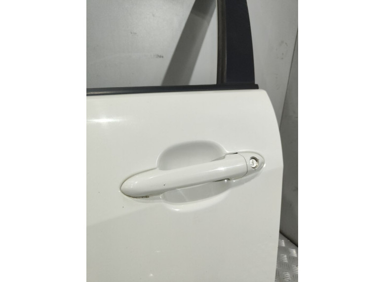 Ручка наружная передняя левая к Kia Rio, 2015г.