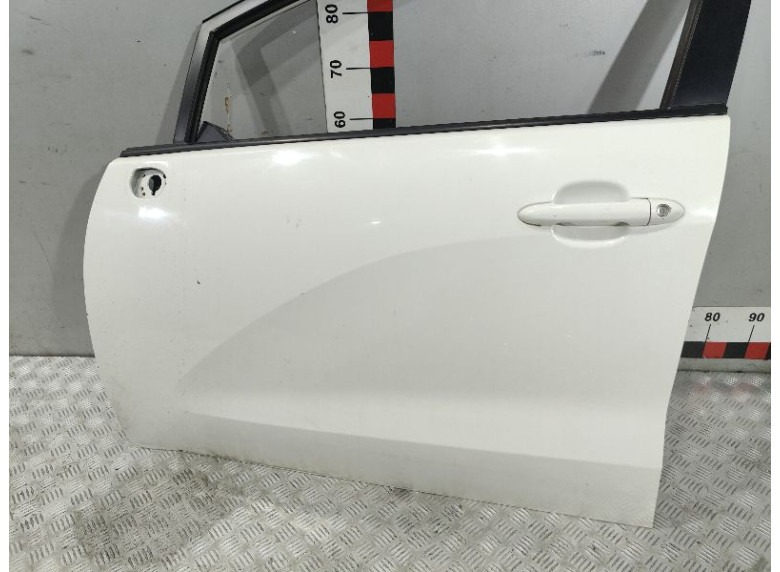 Дверь передняя левая к Kia Rio, 2015г.