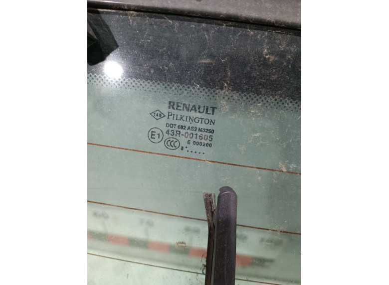 Стекло заднее к Renault Laguna, 2009г.