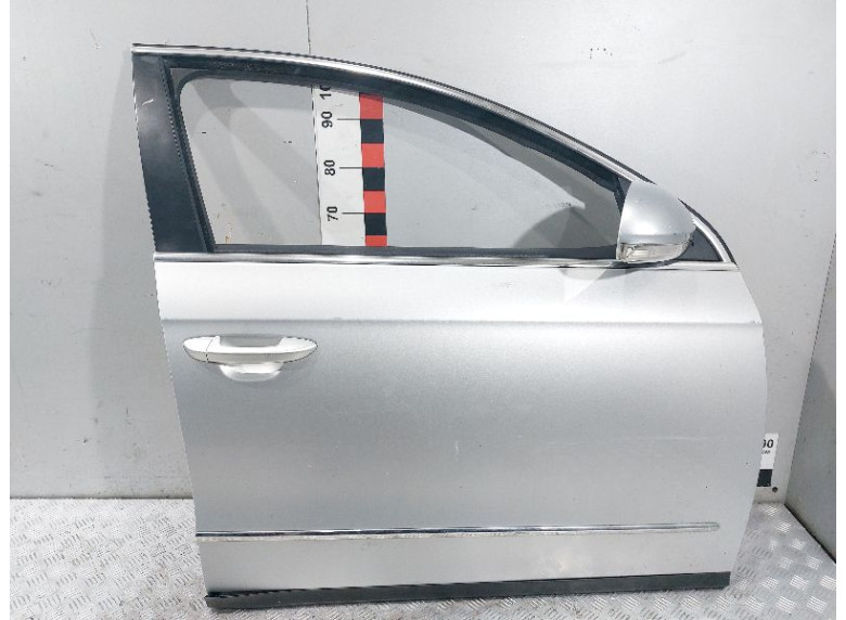 Замок двери передней правой к Volkswagen Passat, 2008г.