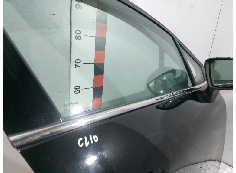 Молдинг стекла двери передней правой наружный к Renault Clio, 2018г.