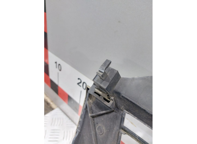 Решетка радиатора к Opel Movano, 2006г.