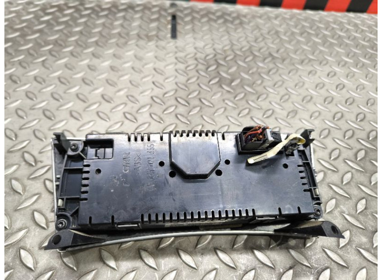 Блок управления печки/климат-контроля к Mercedes C W203, 2004г.