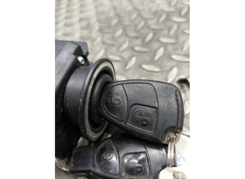 Замок зажигания к Mercedes C W203, 2005г.