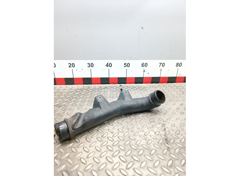 Патрубок интеркулера к Volkswagen Golf, 1995г.