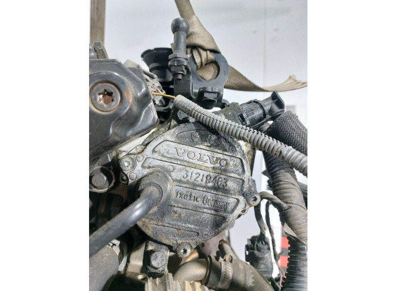 Насос вакуумный к Volvo V70