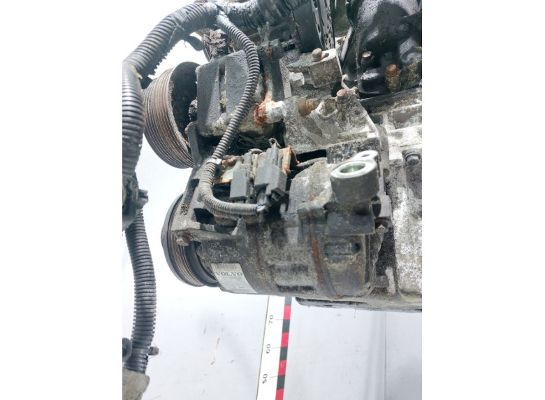 Компрессор кондиционера к Volvo V70