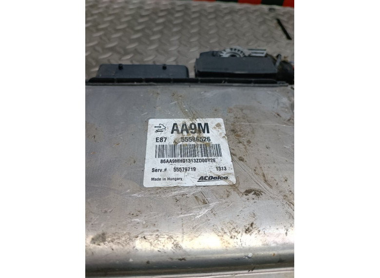 Блок управления двигателем к Opel Astra, 2010г.