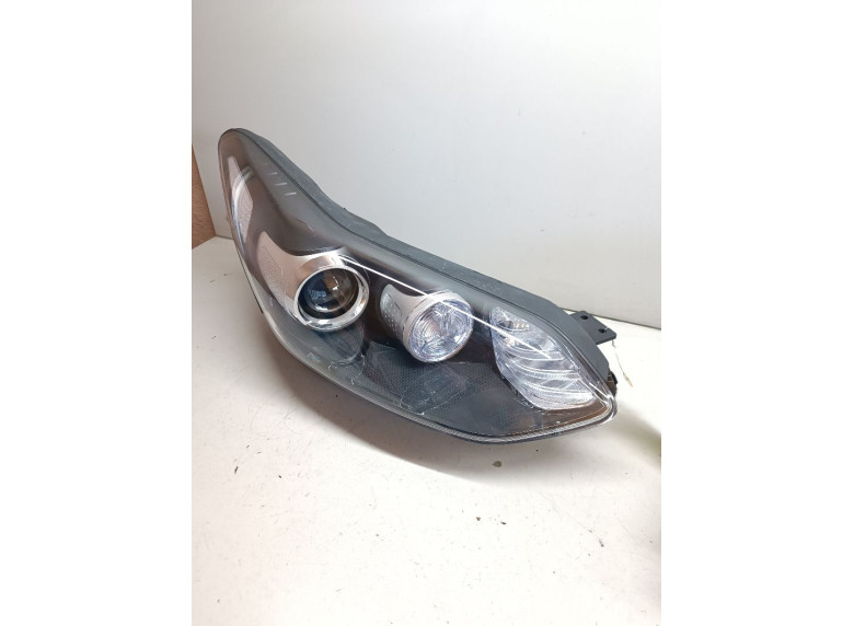 Фара правая к Kia Sportage