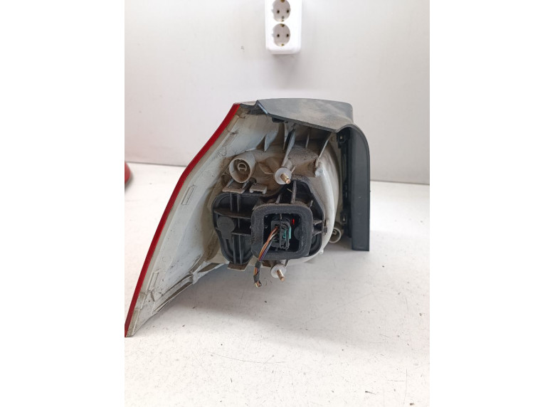 Фонарь задний правый к Volkswagen Golf, 2006г.