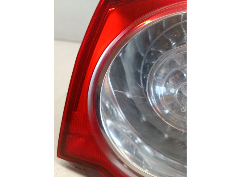 Фонарь задний правый к Volkswagen Passat, 2008г.