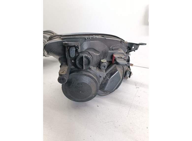 Фара левая к Opel Vectra, 2003г.