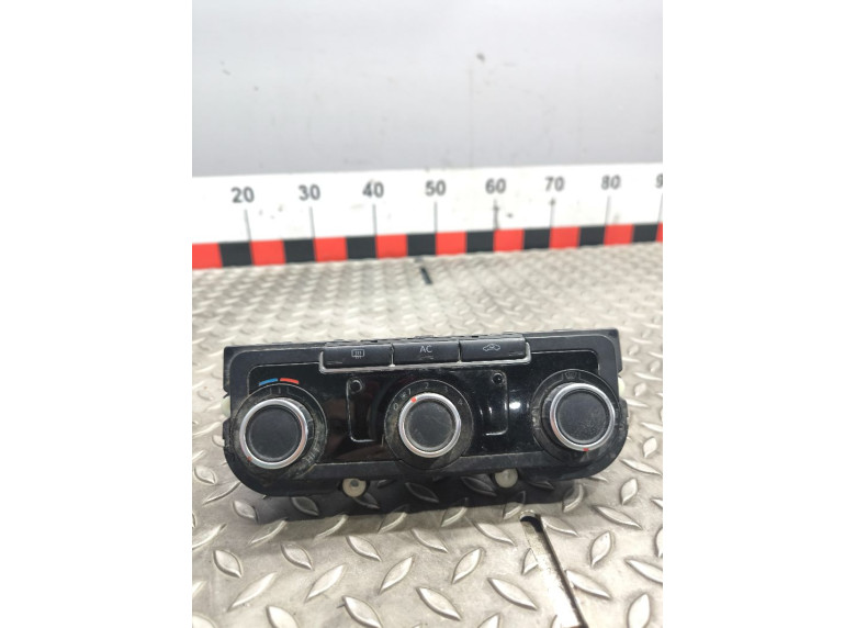 Блок управления печки/климат-контроля к Volkswagen Caddy, 2011г.