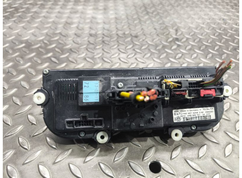 Блок управления печки/климат-контроля к Volkswagen Caddy, 2011г.