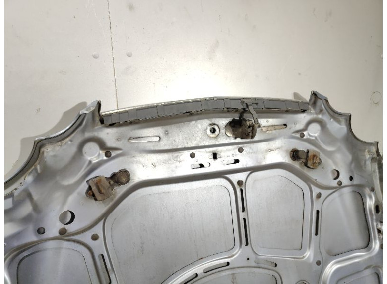 Капот к Mercedes C W203, 2004г.