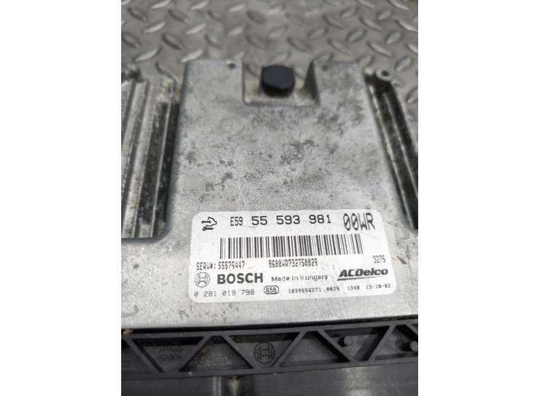 Блок управления двигателем к Opel Corsa, 2013г.